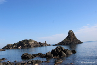 Aci Trezza
